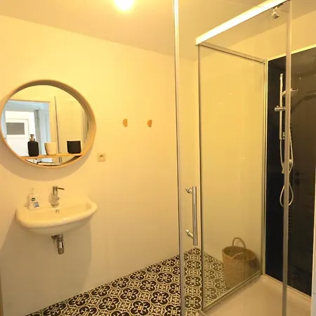 Osti Bed & Breakfast